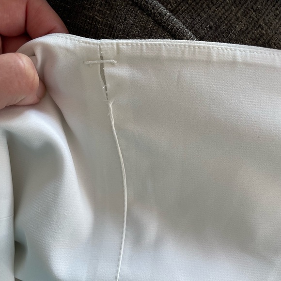 Alice + Olivia Womens White Dannette Ruffle Cropped Halter Top Shirt Size 4 - Picture 3 of 6